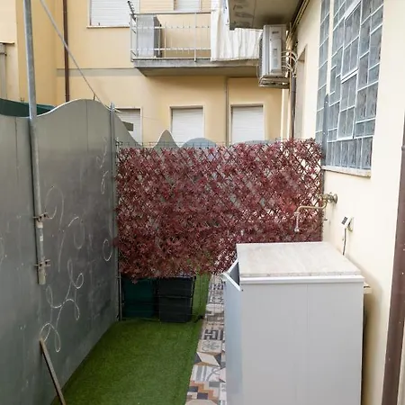 La Maga Mare & Parking *